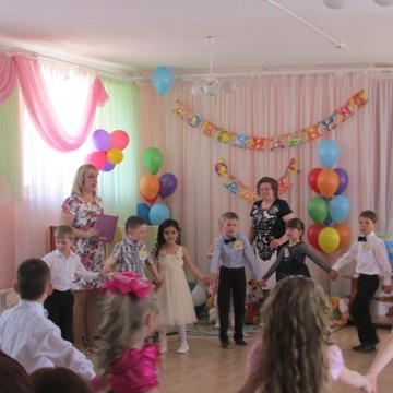 proshchanie-s-detskim-sadom-gruppa-skazka5
