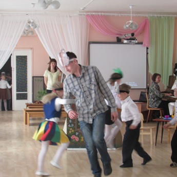 detskij-sad-lumikello-igraem-v-teatr19