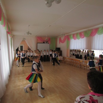 detskij-sad-lumikello-igraem-v-teatr21