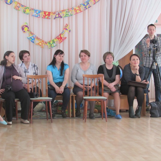 detskij-sad-lumikello-igraem-v-teatr23
